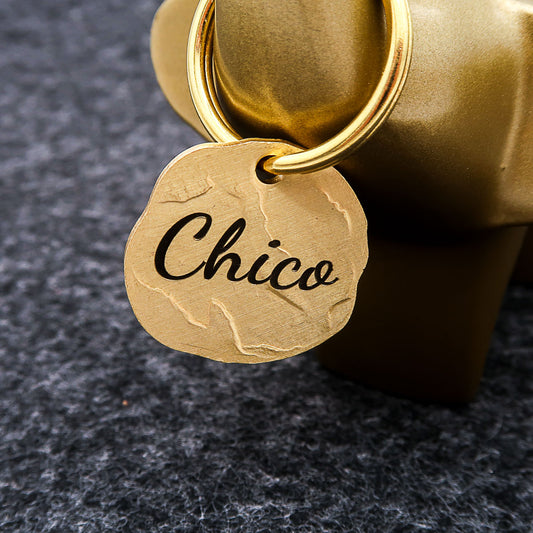 Kaiverrettu vintage koiran merkki, materiaali messinki, 25mm