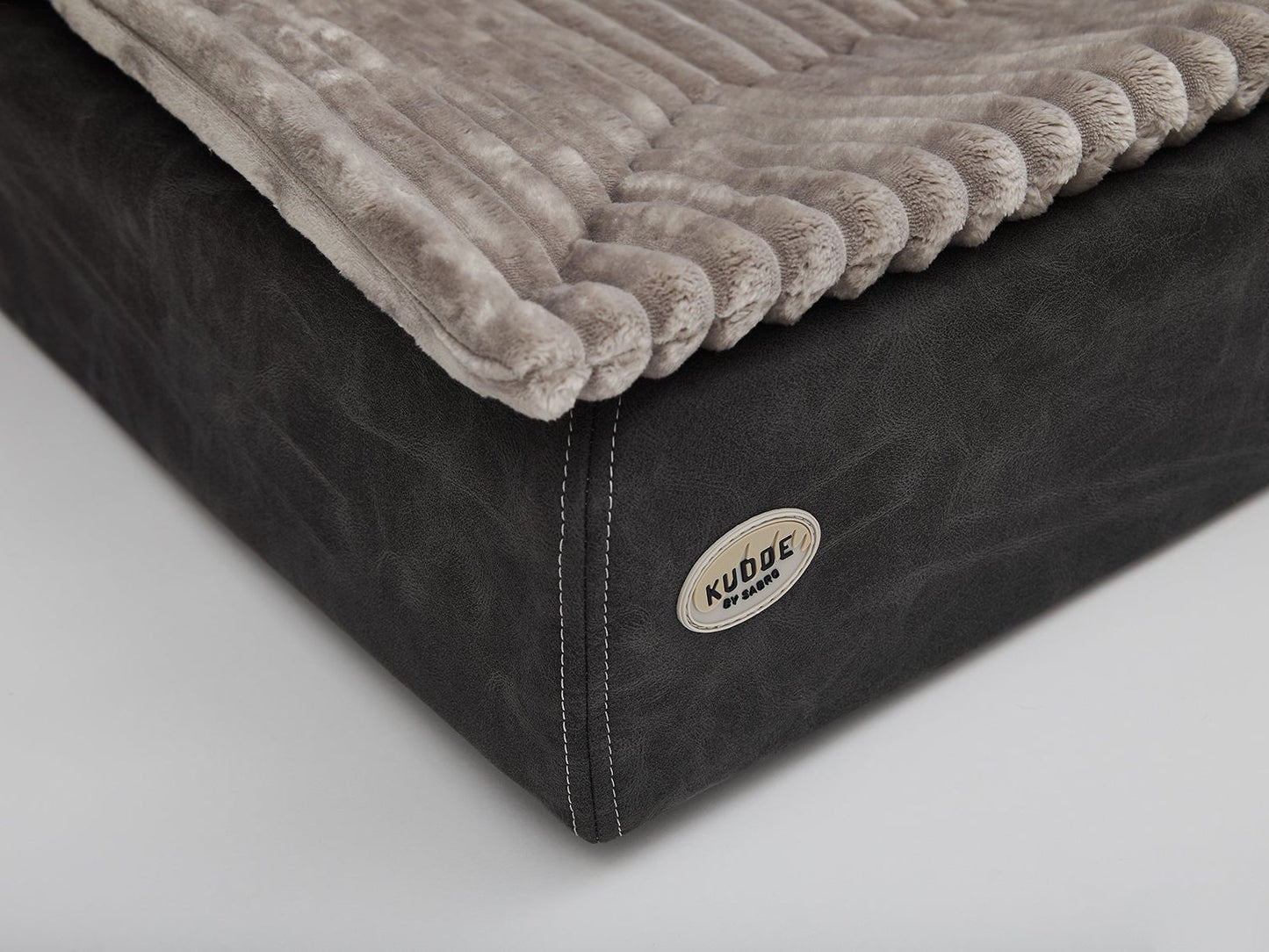 Koiranpeti KUDDE vegaaninen mokkanahka