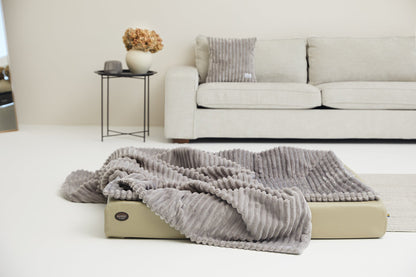 Kääriytymispeitto VÄRME leveä vakosametti 