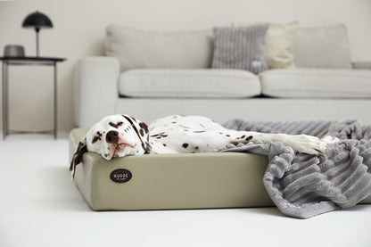 Kääriytymispeitto VÄRME leveä vakosametti 