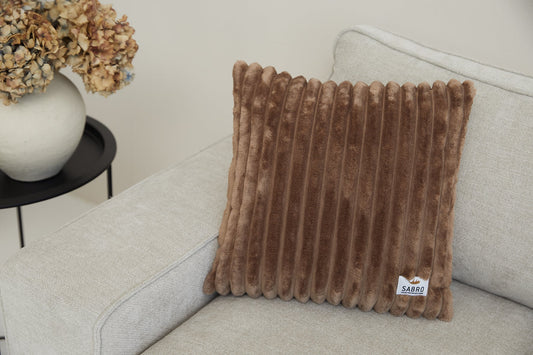 Halaustyyny MJUCKIS leveä vakosametti 