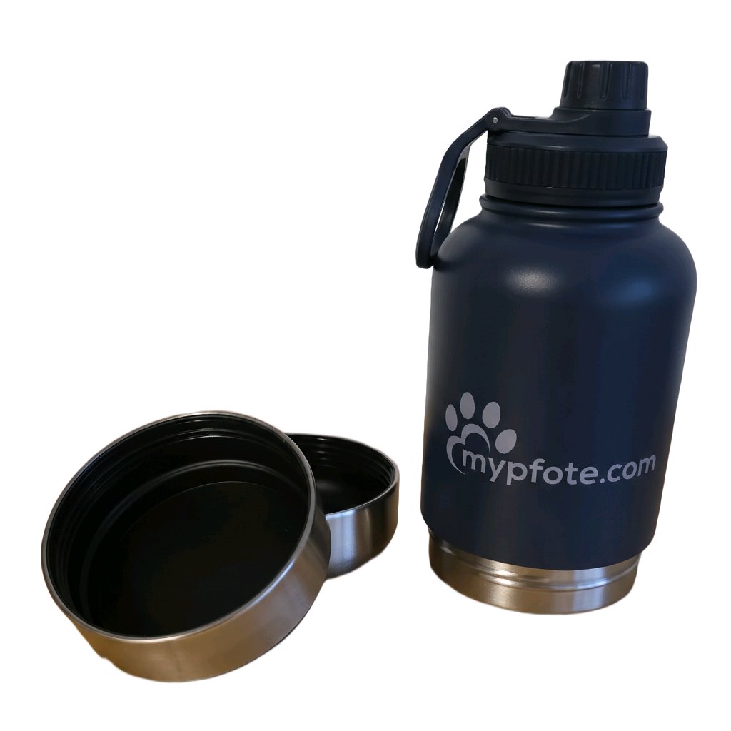 Koiran juomapullo matkalle kahdella kupilla 