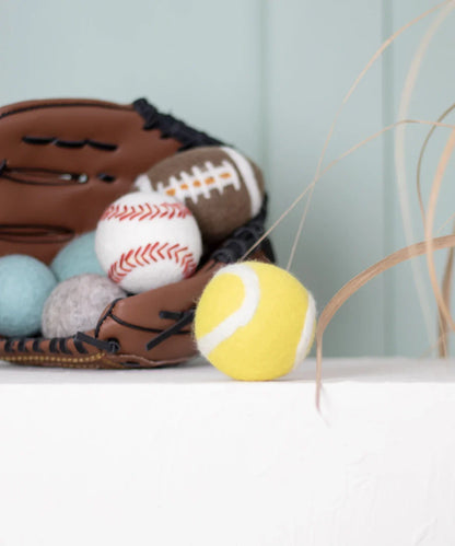 BUDDY. Koiran lelu lampaanvillasta "Tennisball" 